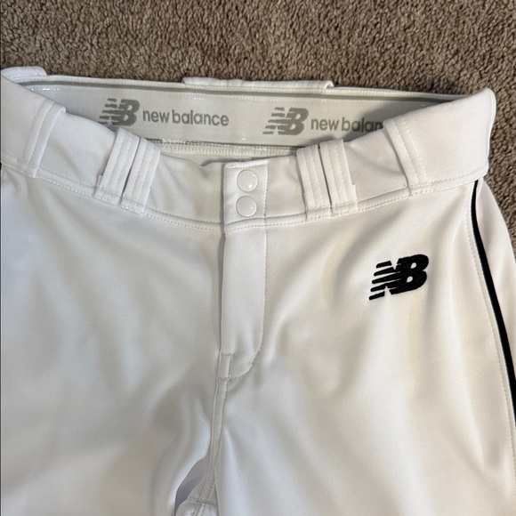 New Balance White Sports Pants with Black Trim - Picture 2 of 7